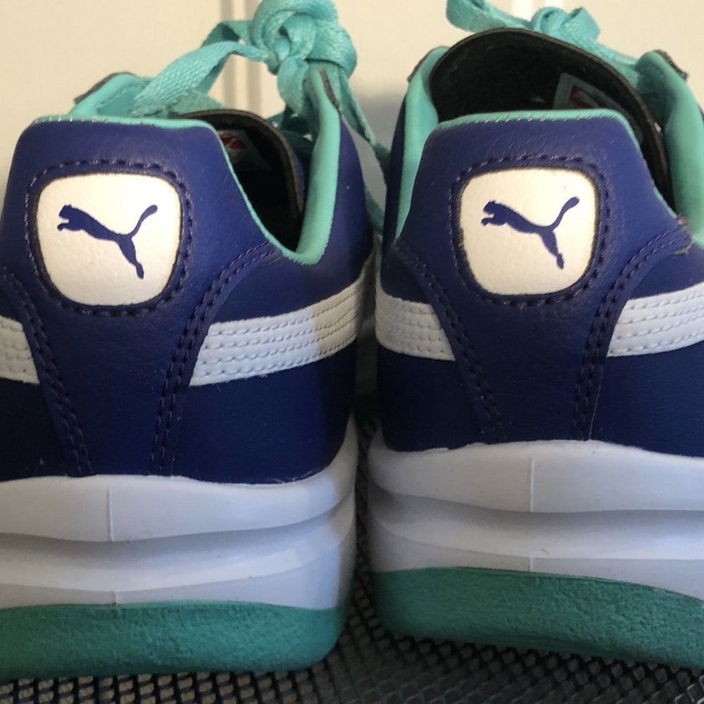 HAPPY FEET! Bright-Retro Style Trainers PURPLE PUMAs- Gently Used -Sz.40.5. - Picture 12 of 12